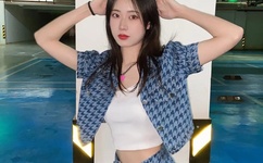 日日摸夜夜添夜夜添久久